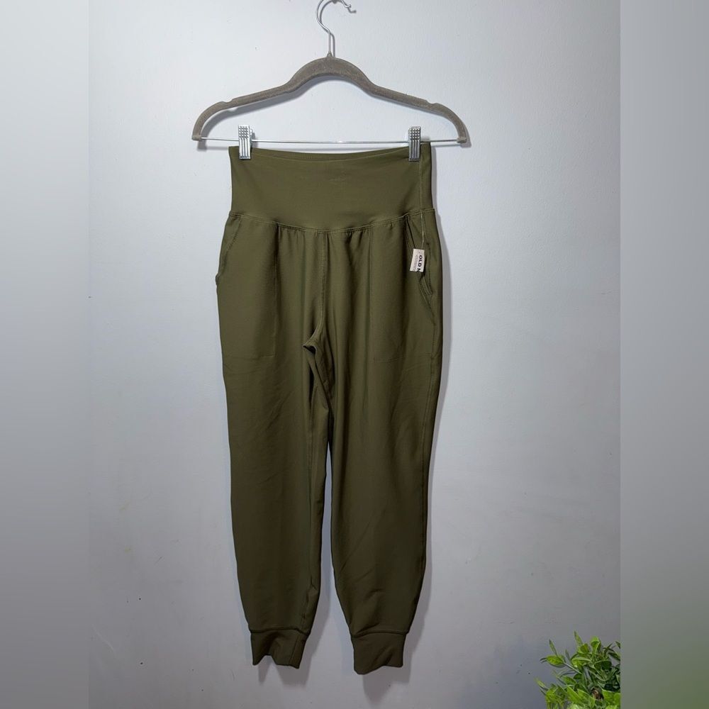 Old Navy Women’s Green High-Waisted PowerSoft Pocket Joggers Size Small NWT